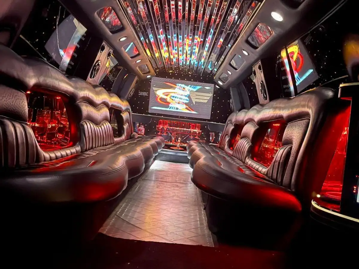 cadillac limo-Inside.webp