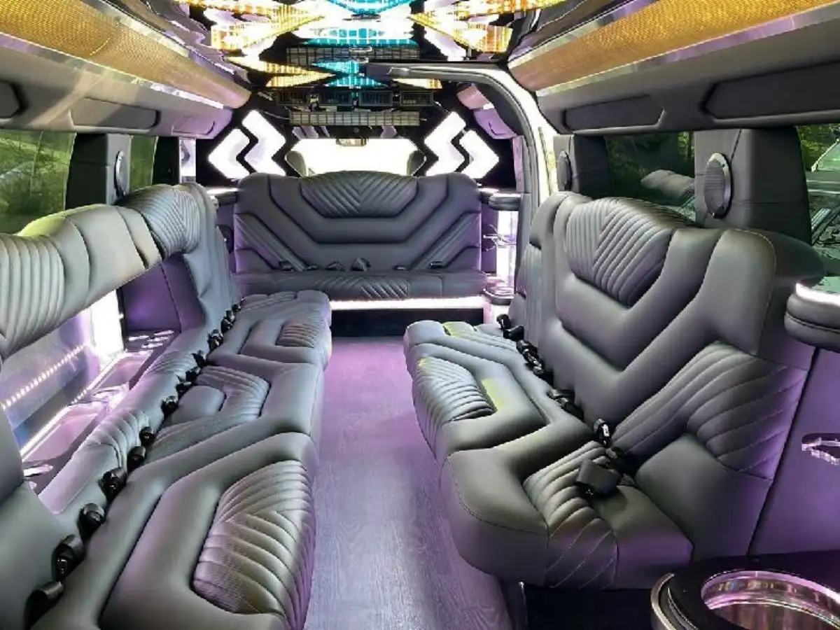 hummer-limo-interior-2.webp